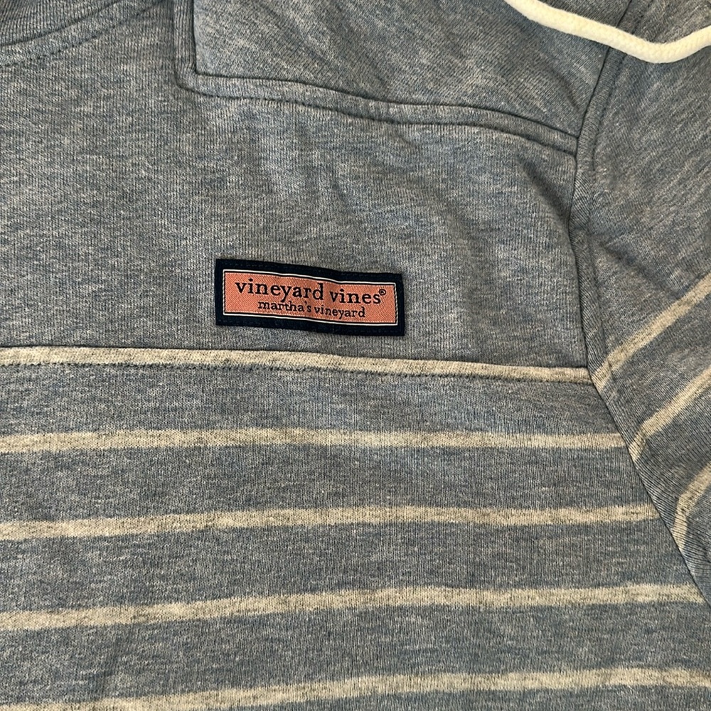 Vineyard Vines Size Large hoody